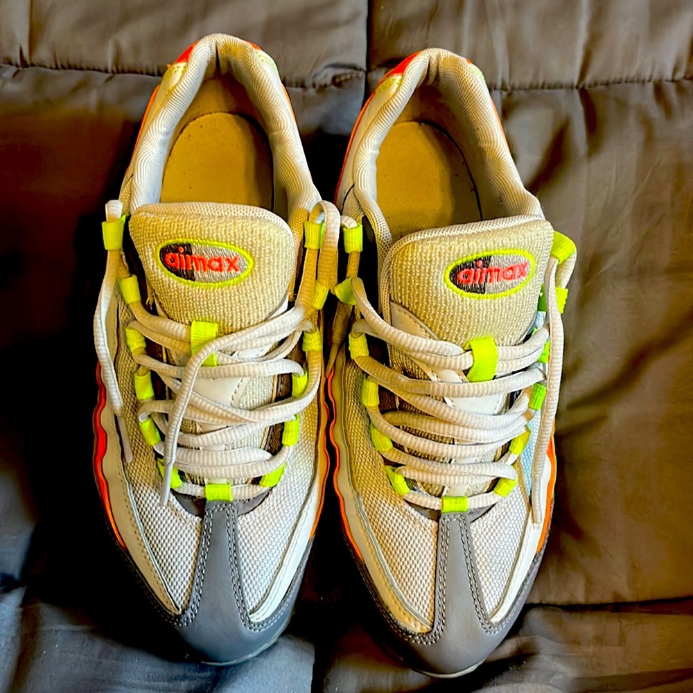 Nike Air Max 95 Size 6.5 Kids